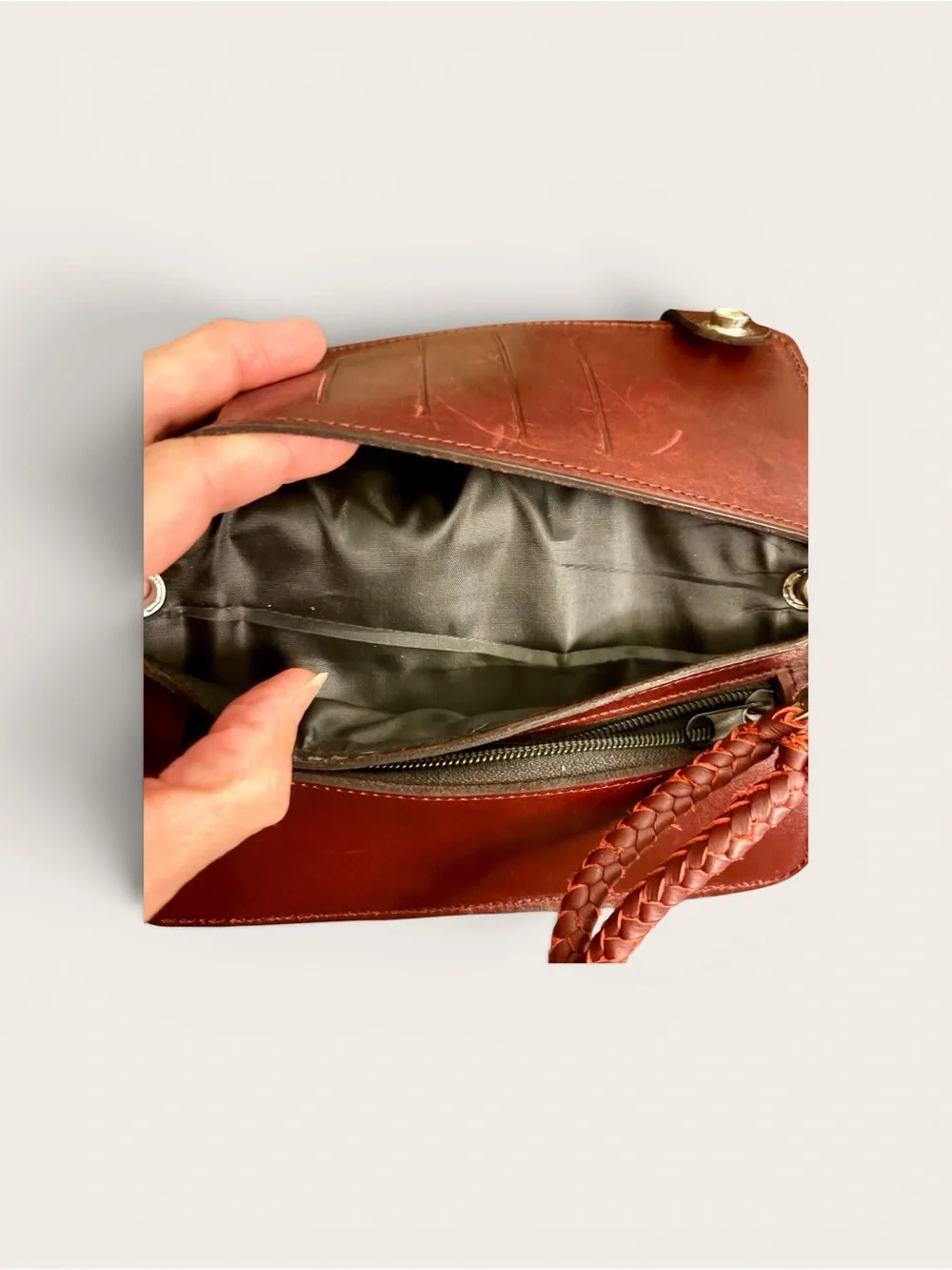 NWOT - Harley-Davidson Burgundy/Dk. Cognac Leather Biker Wallet w/Braided Strap - Picture 6 of 6